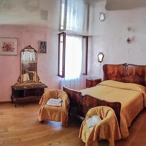 Ca' Degli Artisti Venice