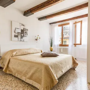 Apartamento Accademia Charm By Wonderful Italy, Venecia